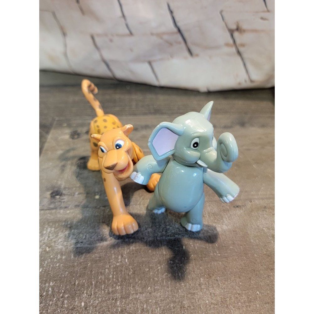 Rainforest Cafe 2000 cheetah elephant Safari‎ set toy figure